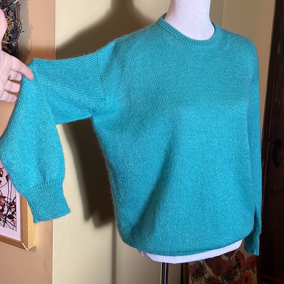 MAX MARA Size Small Oversized Crewneck Turquoise Luxe Mohair Lana Wool $578 NEW - Picture 4 of 16